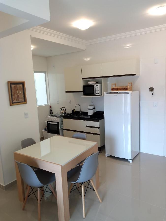 Apto 2 Qtos Com Suite Proximo A Praia E Centrinho Florianopolis Luaran gambar
